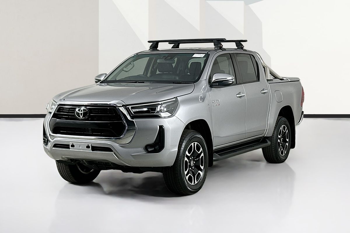 2022 Toyota HILUX SR5 (4x4) GUN126R 4X4