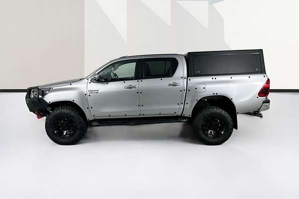 2021 Toyota HILUX SR5 (4x4) GUN126R FACELIFT 4X4
