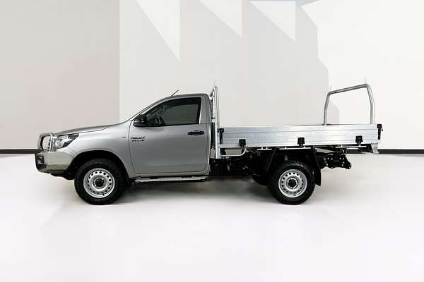 2020 Toyota HILUX SR (4x4) GUN126R FACELIFT 4X4