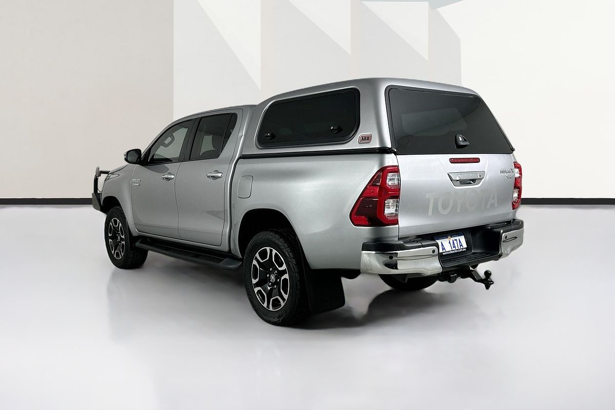 2021 Toyota HILUX SR5 (4x4) GUN126R FACELIFT 4X4
