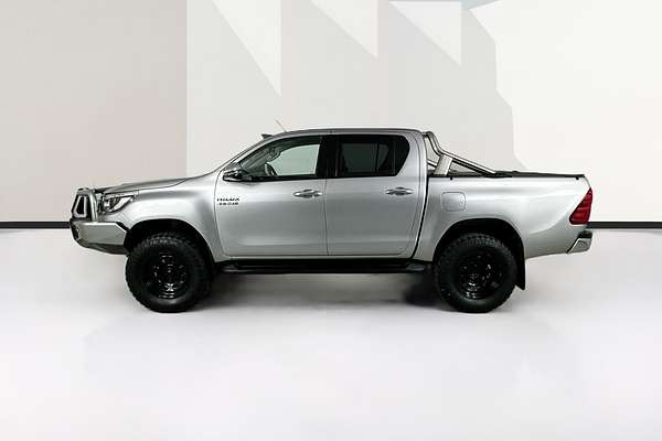 2019 Toyota HILUX SR5+ (4x4) GUN126R MY19 4X4