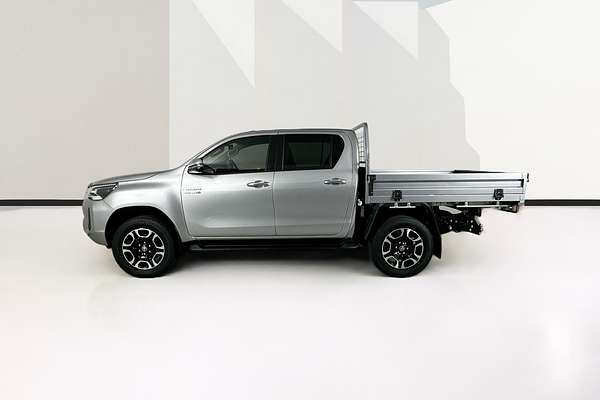 2020 Toyota HILUX SR5 (4x4) GUN126R FACELIFT 4X4