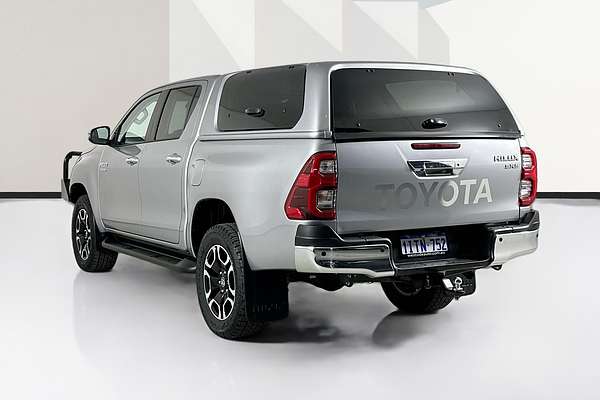 2023 Toyota HILUX SR5 + PREMIUM INTERIOR (4x4) GUN126R 4X4