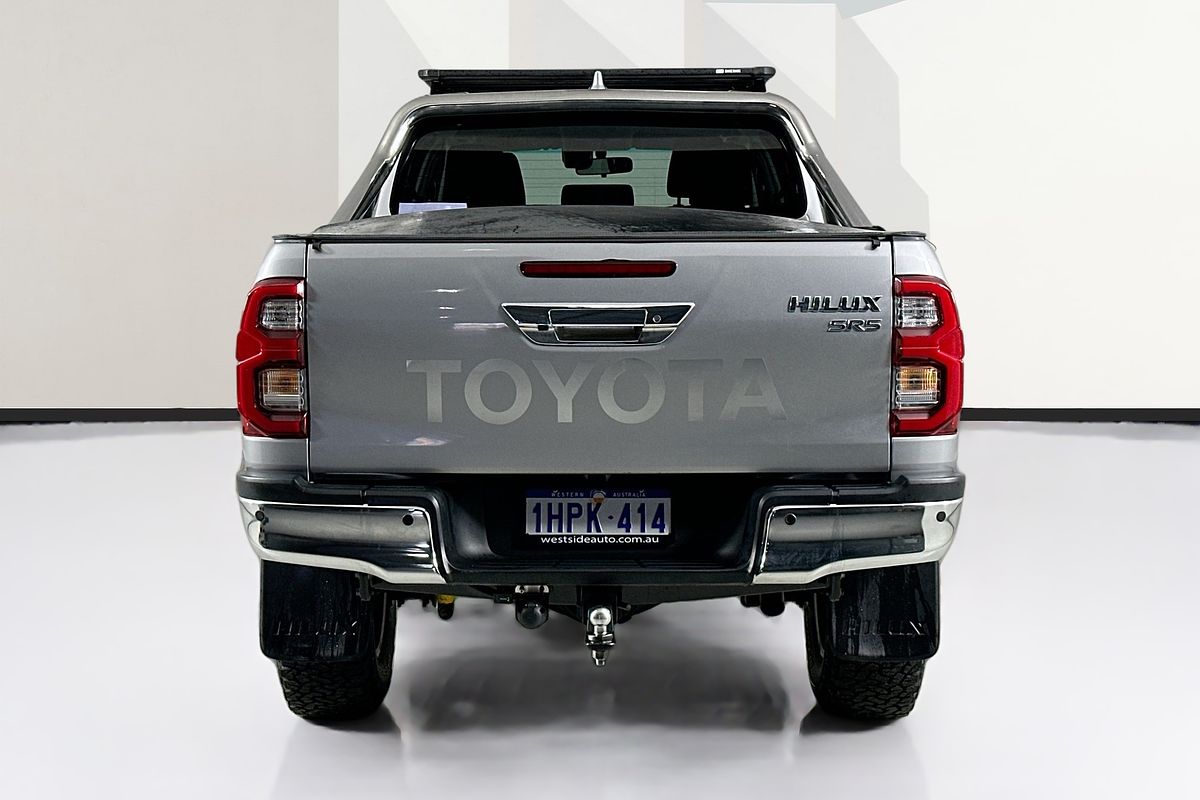 2022 Toyota HILUX SR5 (4x4) GUN126R 4X4