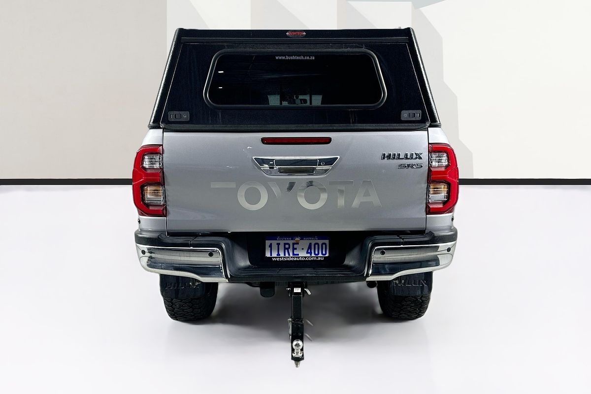 2021 Toyota HILUX SR5 (4x4) GUN126R FACELIFT 4X4
