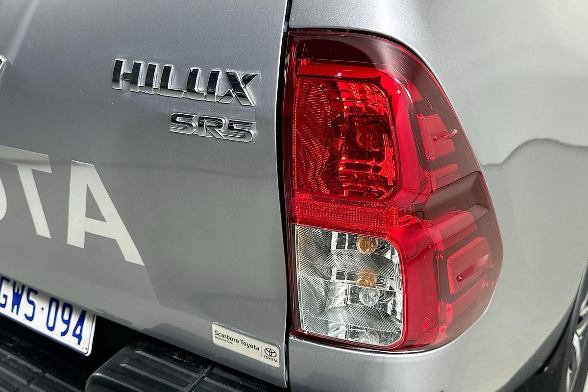 2019 Toyota HILUX SR5 (4x4) GUN126R MY19 4X4