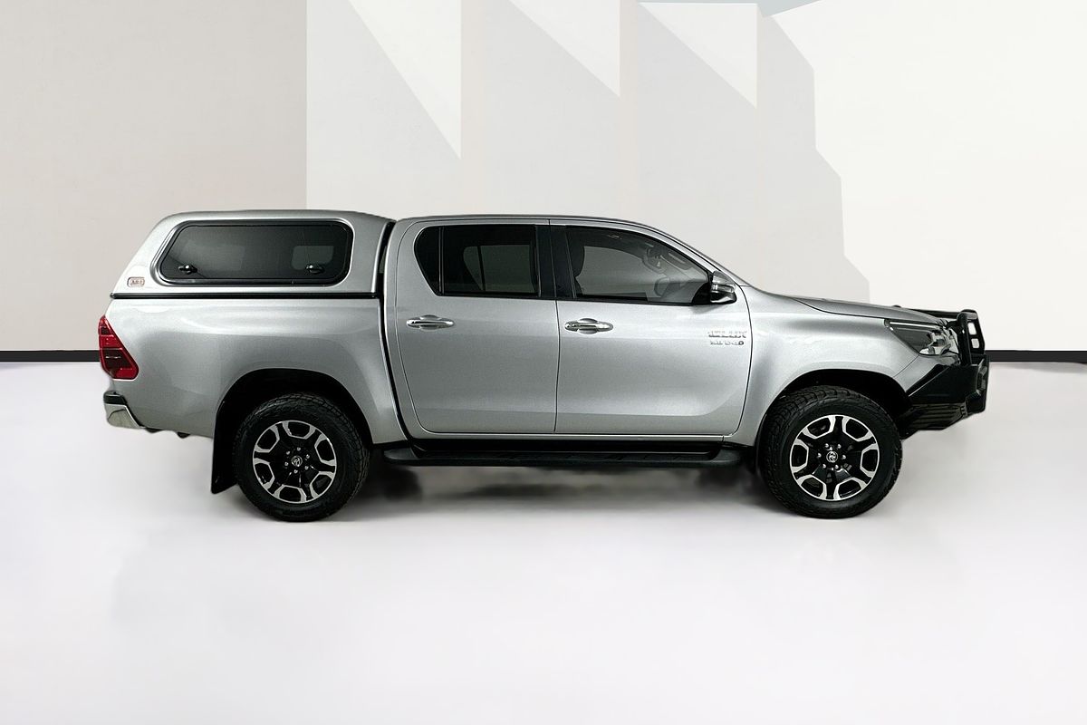 2021 Toyota HILUX SR5 (4x4) GUN126R FACELIFT 4X4