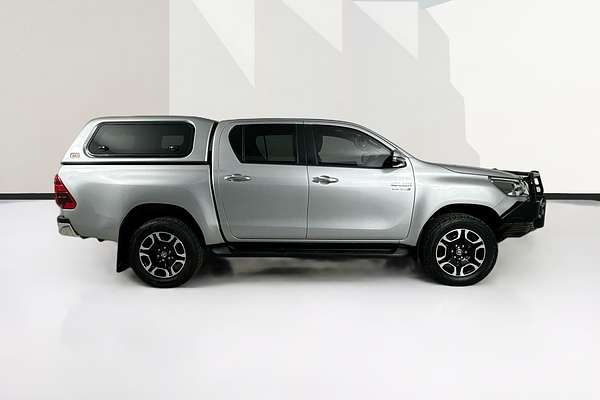 2021 Toyota HILUX SR5 (4x4) GUN126R FACELIFT 4X4