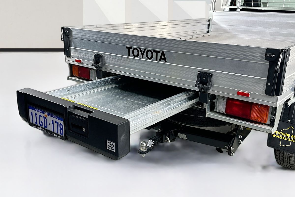 2023 Toyota HILUX SR (4x4) GUN126R 4X4