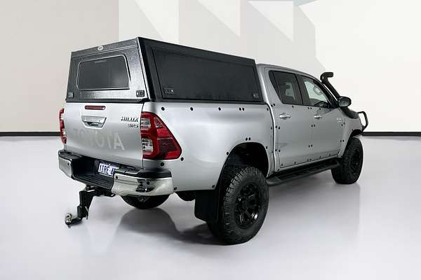 2021 Toyota HILUX SR5 (4x4) GUN126R FACELIFT 4X4