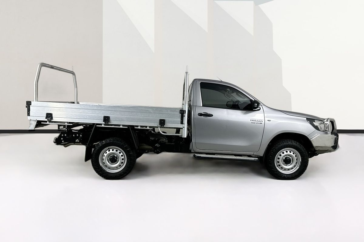 2020 Toyota HILUX SR (4x4) GUN126R FACELIFT 4X4