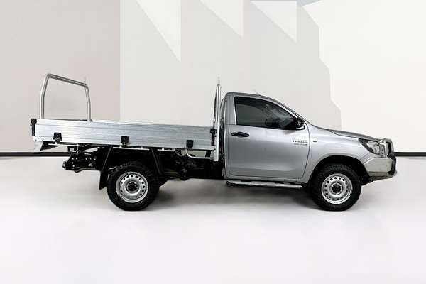 2020 Toyota HILUX SR (4x4) GUN126R FACELIFT 4X4