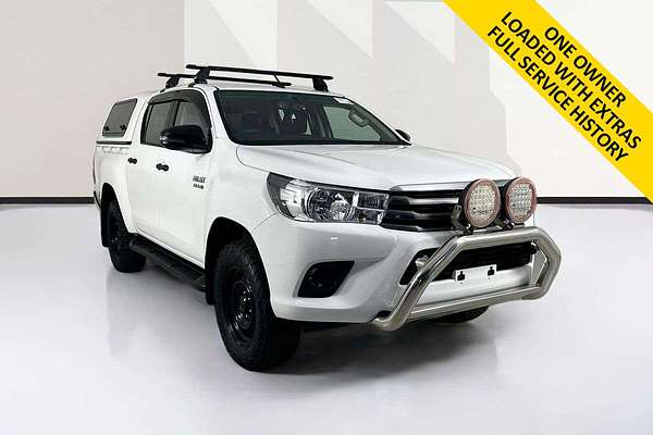 2017 Toyota HILUX SR (4x4) GUN126R MY17 4X4