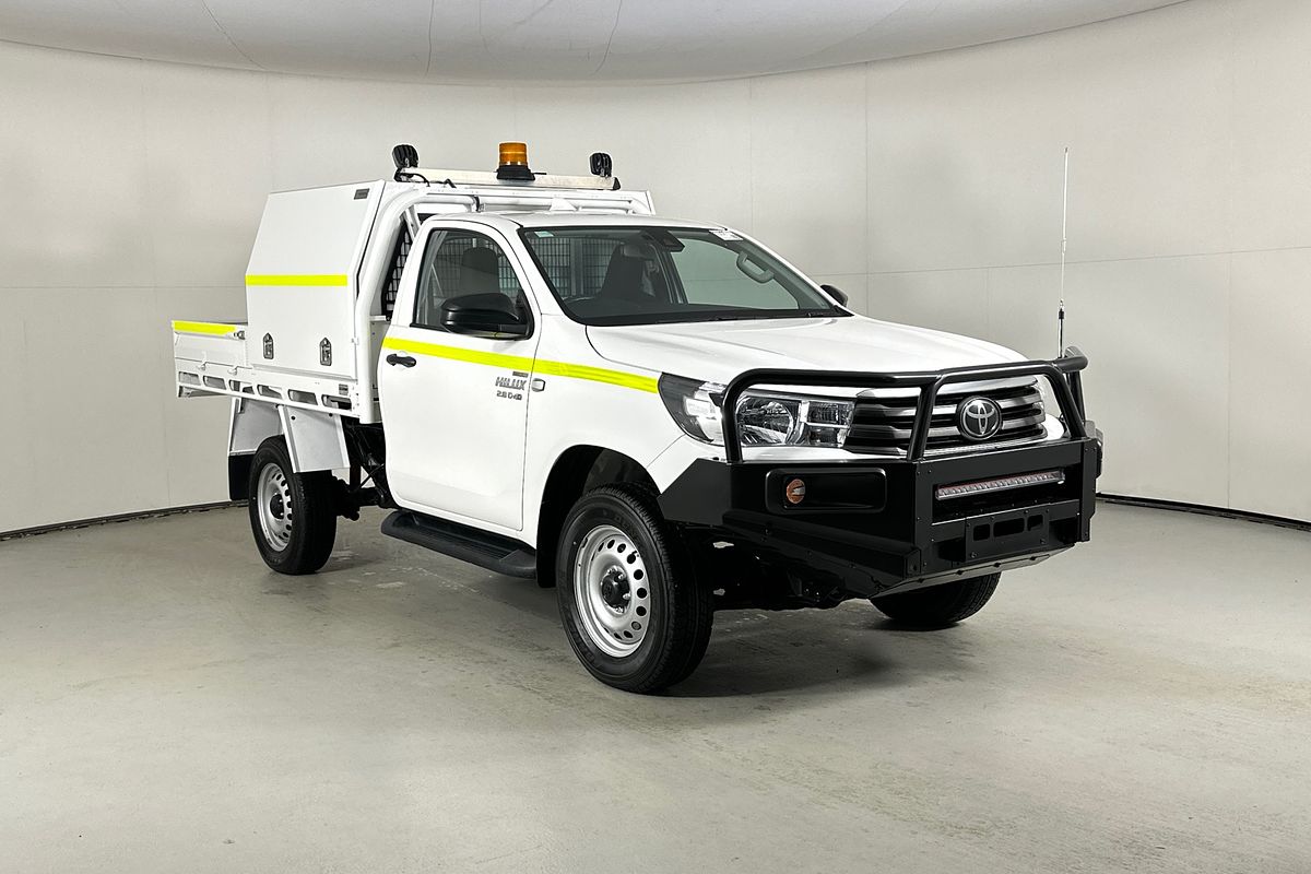 2021 Toyota HILUX SR (4x4) GUN126R 4X4
