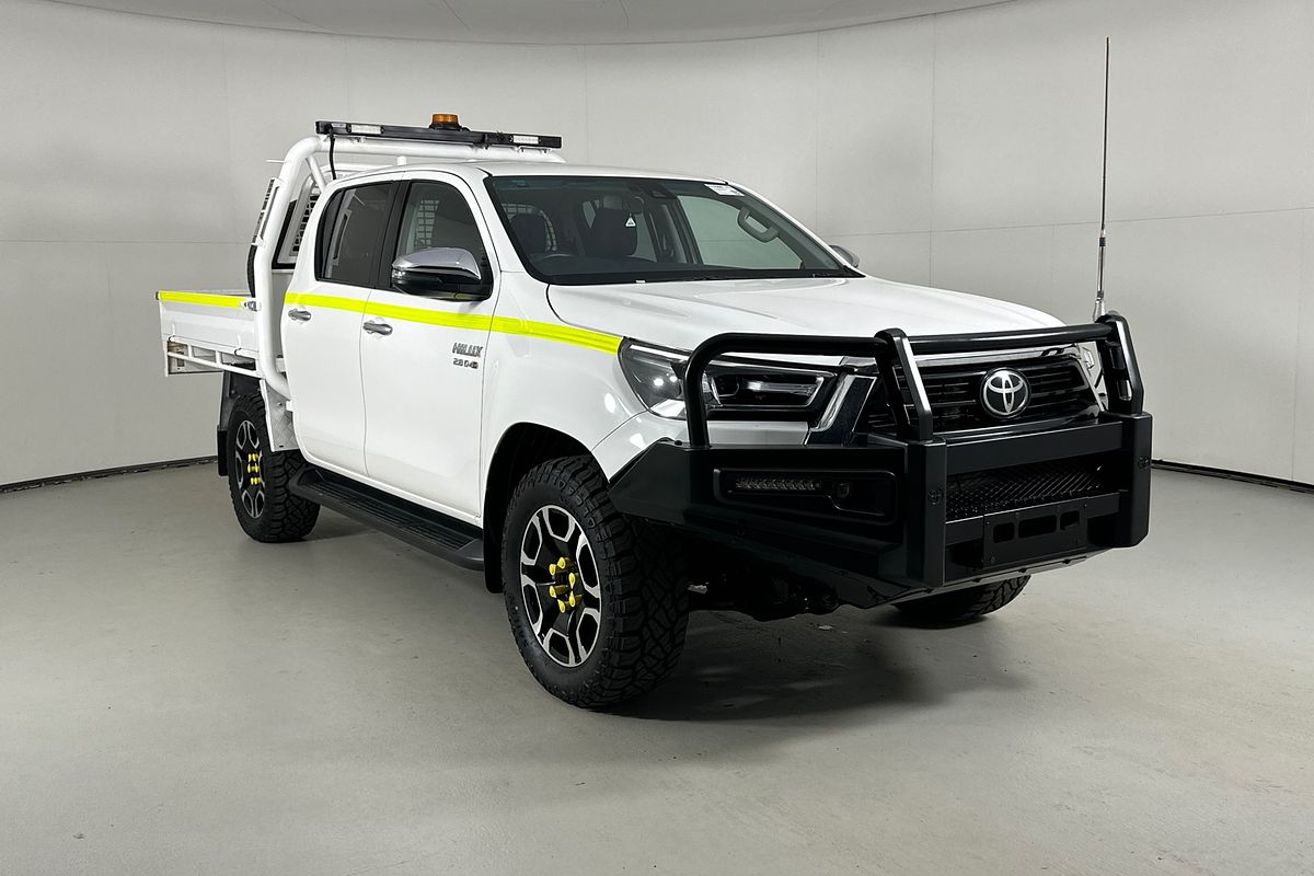2021 Toyota HILUX SR5 (4x4) GUN126R FACELIFT 4X4