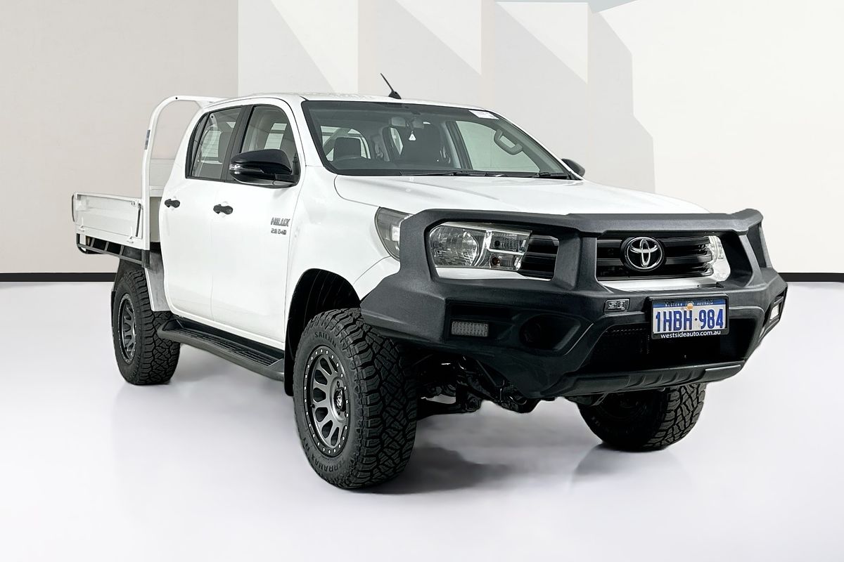 2017 Toyota HILUX SR (4x4) GUN126R 4X4