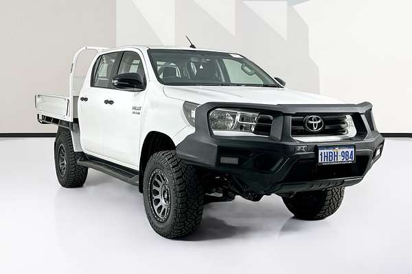 2017 Toyota HILUX SR (4x4) GUN126R 4X4