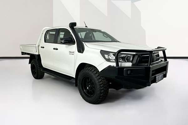 2020 Toyota HILUX SR (4x4) GUN126R FACELIFT 4X4