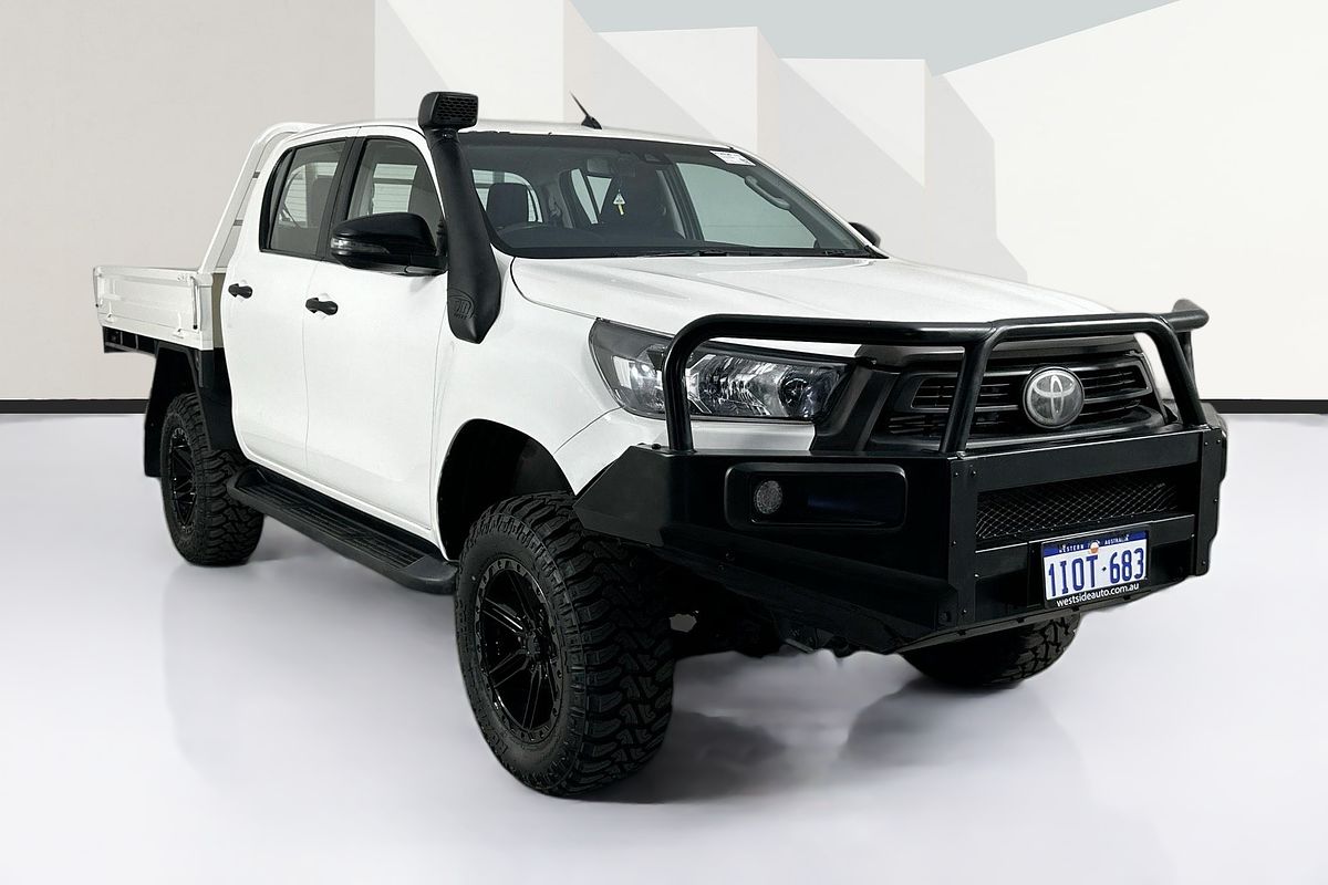 2020 Toyota HILUX SR (4x4) GUN126R FACELIFT 4X4
