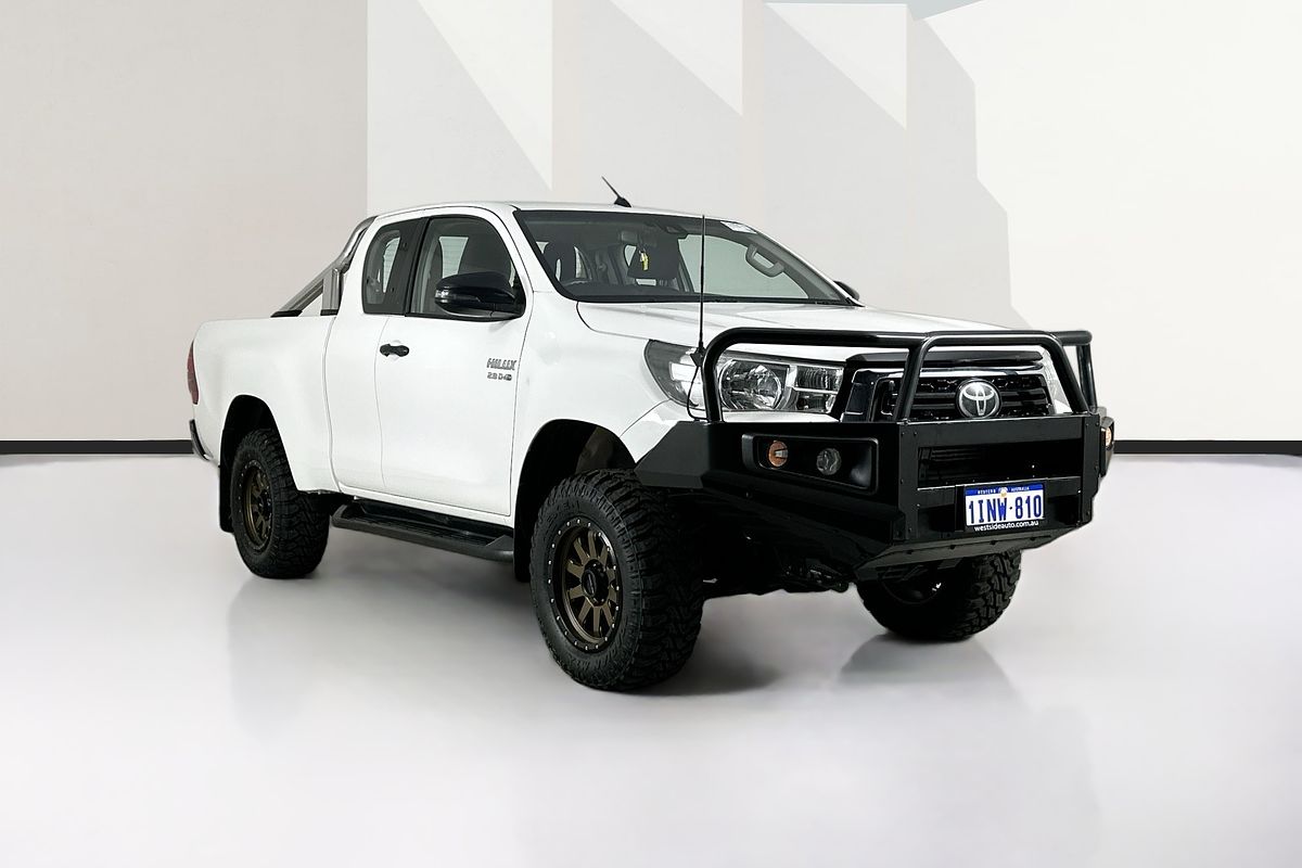 2020 Toyota HILUX SR (4x4) GUN126R MY19 UPGRADE 4X4