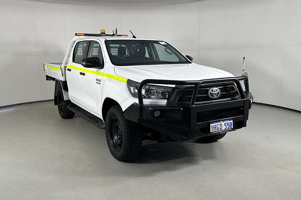 2020 Toyota HILUX SR (4x4) GUN126R FACELIFT 4X4