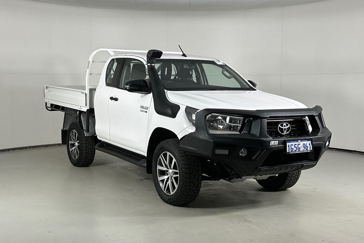 2018 Toyota HILUX SR (4x4) GUN126R MY19 4X4