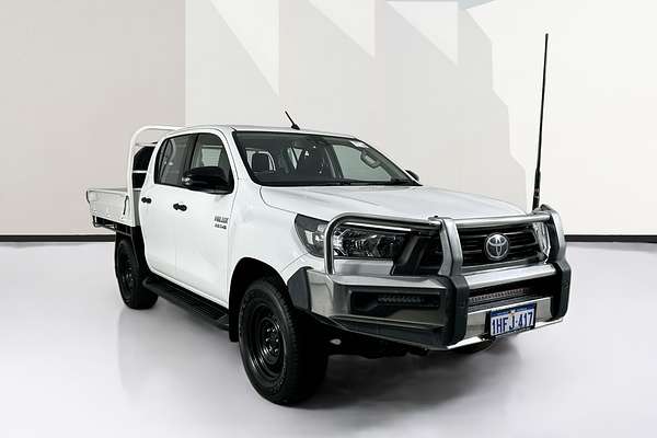 2020 Toyota HILUX SR (4x4) GUN126R FACELIFT 4X4