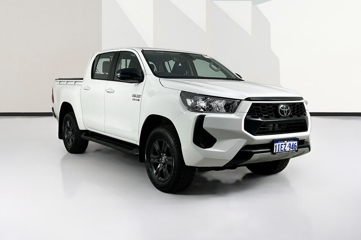 2024 Toyota Hilux SR 48V GUN126R 4X4
