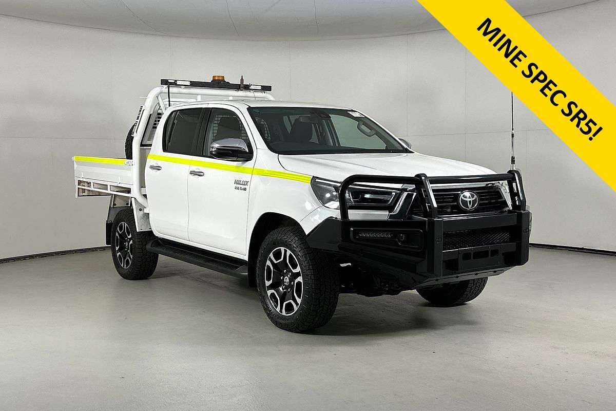 2021 Toyota HILUX SR5 (4x4) GUN126R 4X4