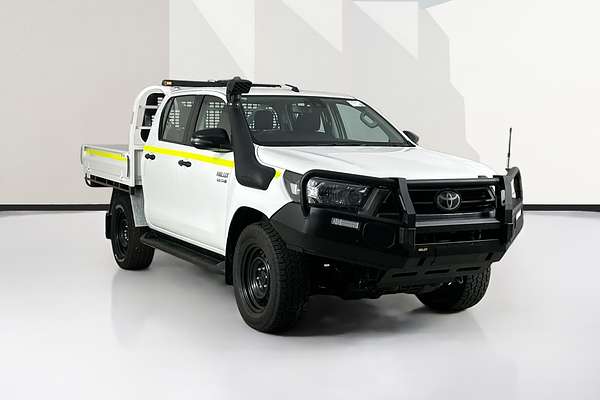 2021 Toyota HILUX SR (4x4) GUN126R FACELIFT 4X4