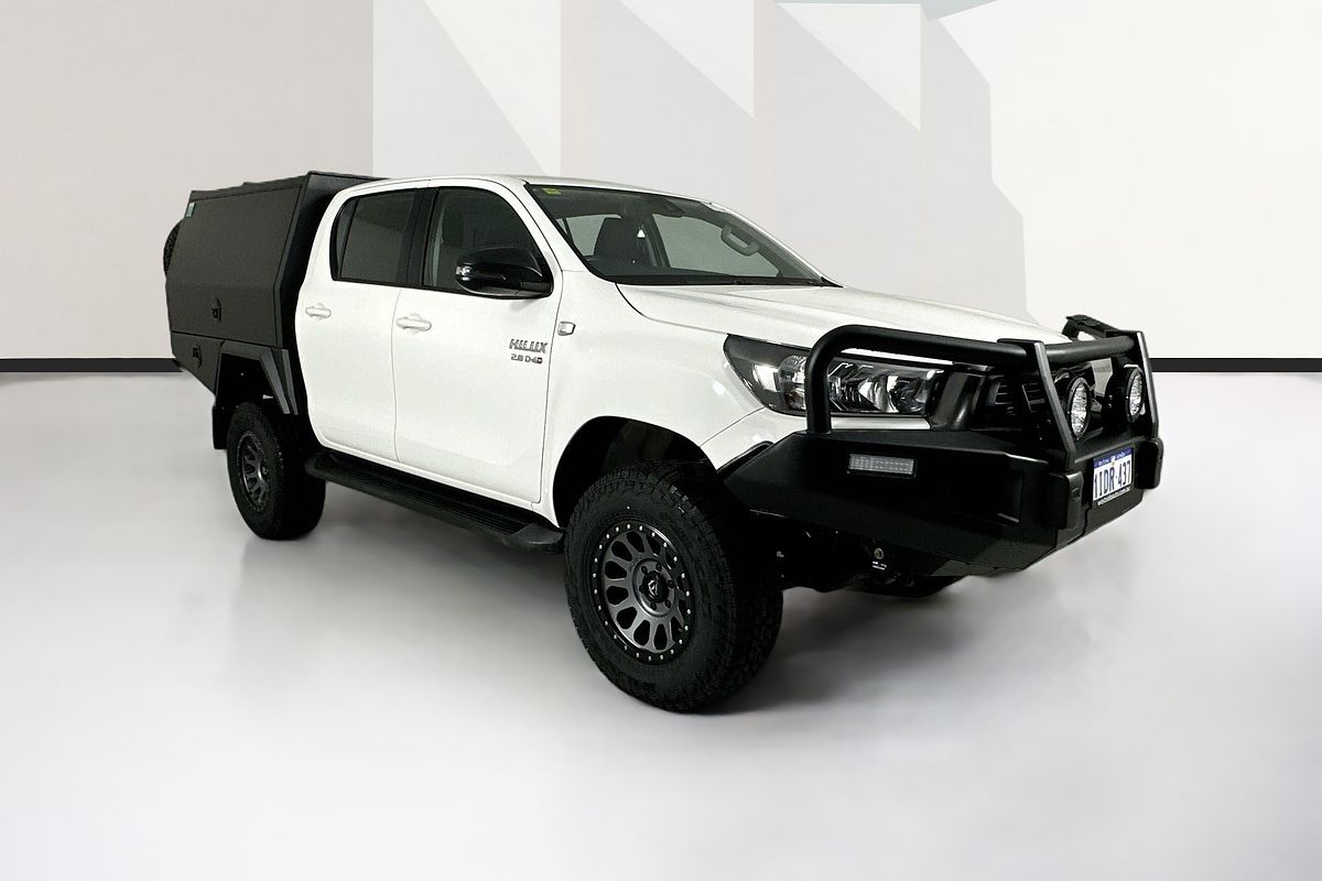 2024 Toyota HILUX SR GUN126R 4X4