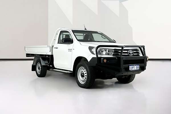 2016 Toyota HILUX SR (4x4) GUN126R 4X4