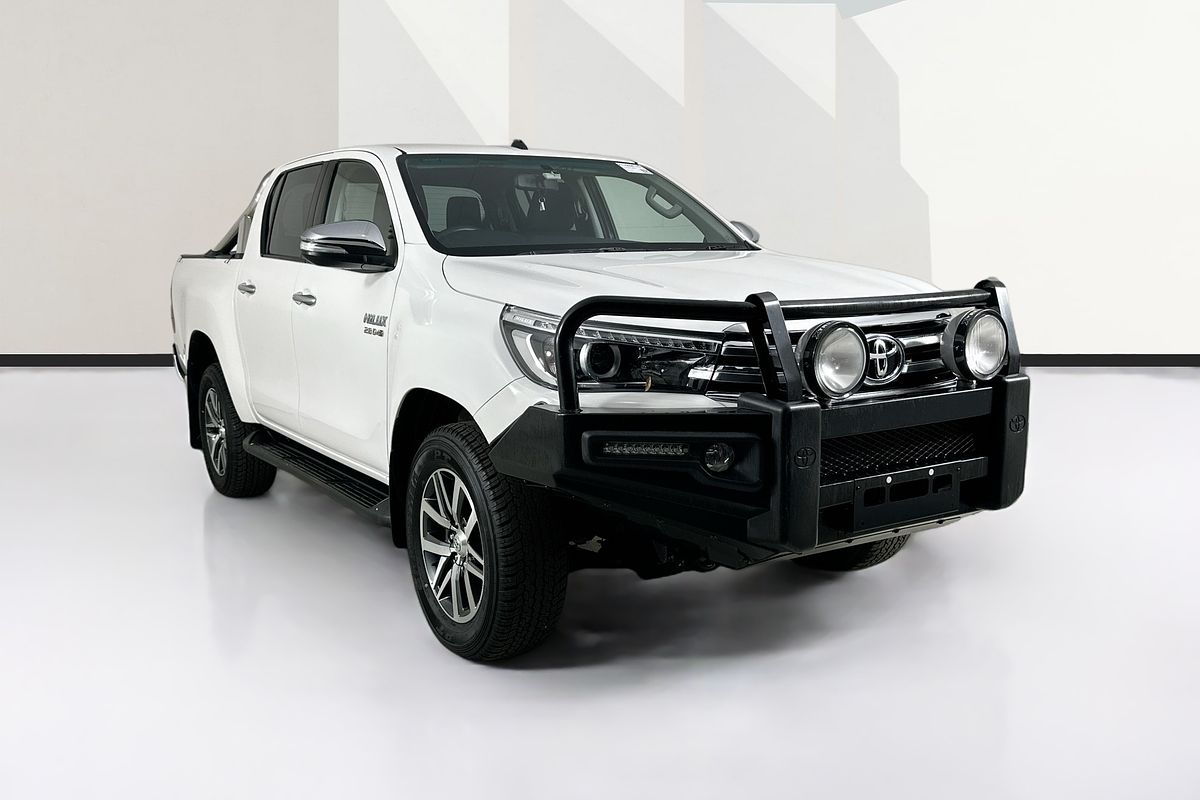 2016 Toyota HILUX SR5 (4x4) GUN126R 4X4