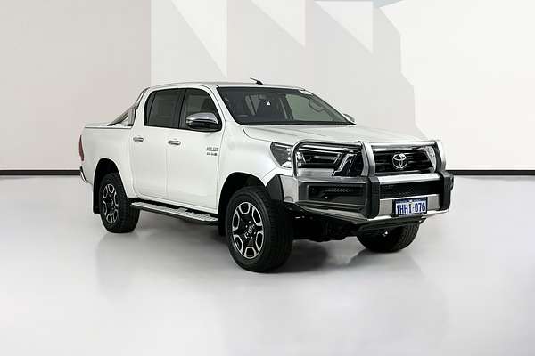 2021 Toyota HILUX SR5 (4x4) GUN126R FACELIFT 4X4