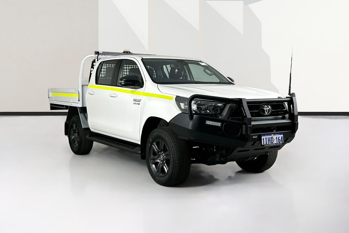 2024 Toyota HILUX SR GUN126R 4X4