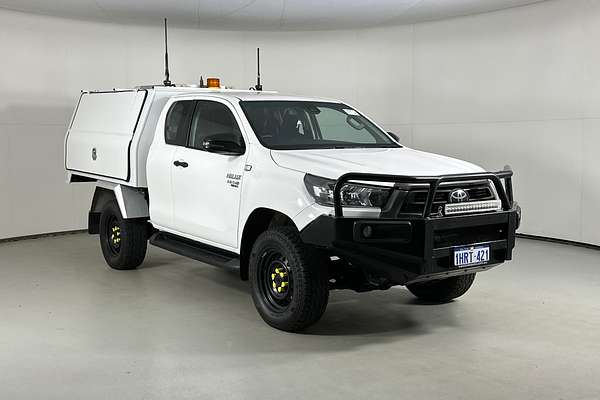 2022 Toyota HILUX SR (4x4) GUN126R 4X4