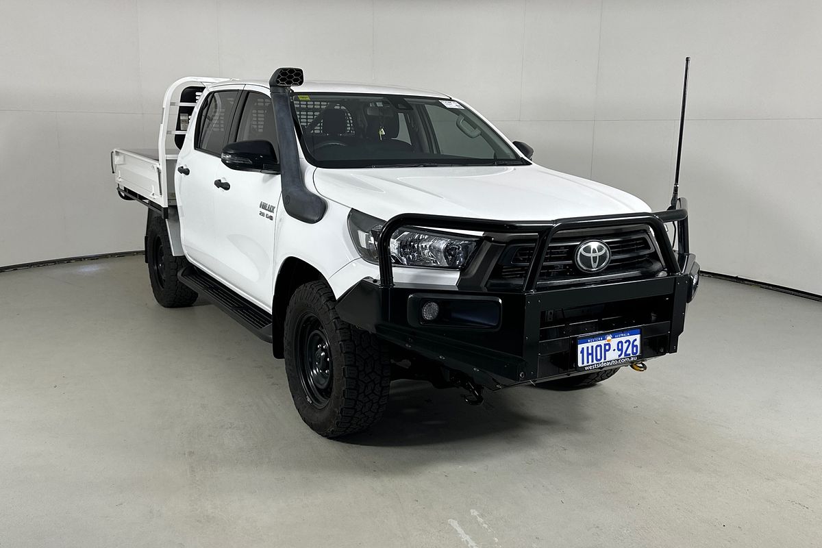 2022 Toyota HILUX SR (4x4) STEEL WHEELS GUN126R 4X4