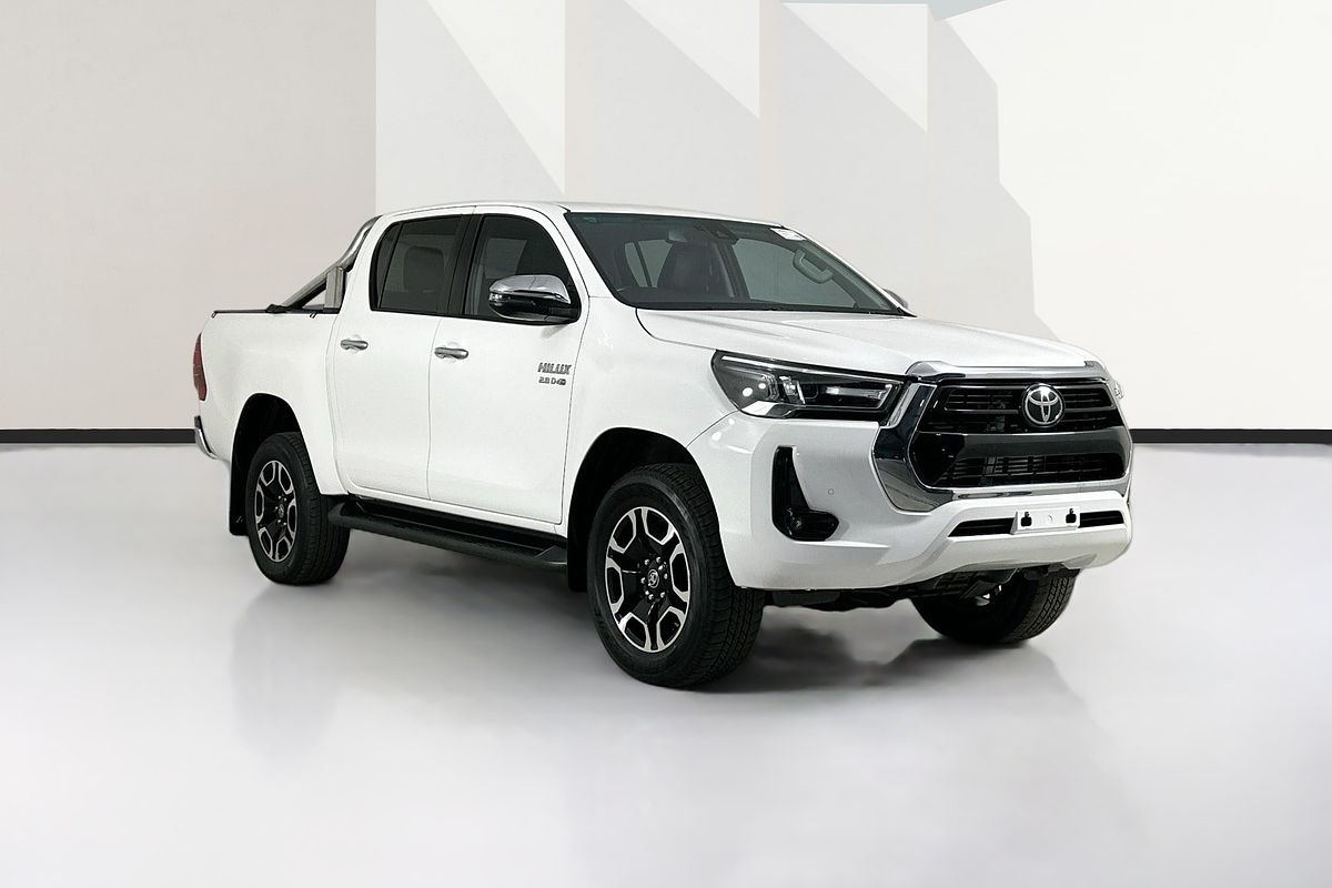 2021 Toyota HILUX SR5+ (4x4) GUN126R FACELIFT 4X4