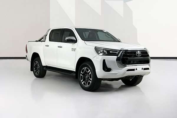 2021 Toyota HILUX SR5+ (4x4) GUN126R FACELIFT 4X4
