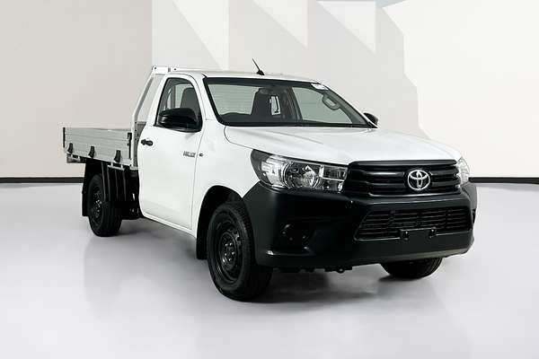 2017 Toyota HILUX WORKMATE TGN121R REAR WHEEL DRIVE