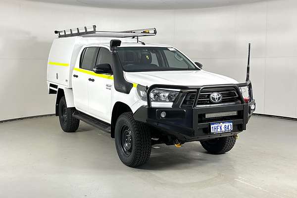 2020 Toyota HILUX SR (4x4) GUN126R FACELIFT 4X4