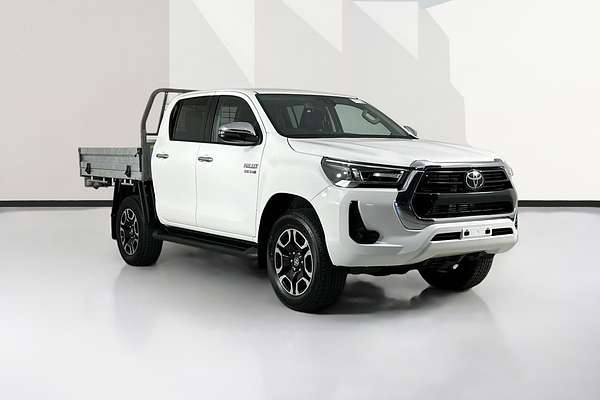 2021 Toyota HILUX SR5 (4x4) GUN126R FACELIFT 4X4