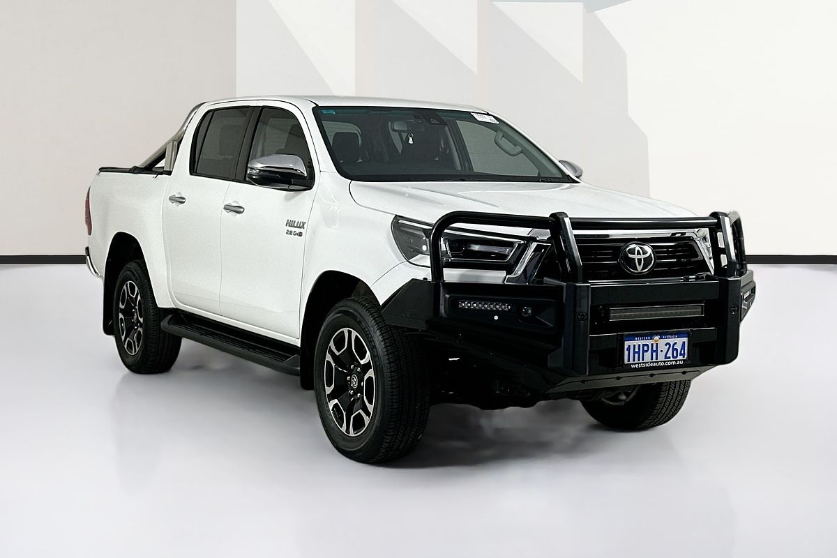 2022 Toyota HILUX SR5 (4x4) GUN126R 4X4
