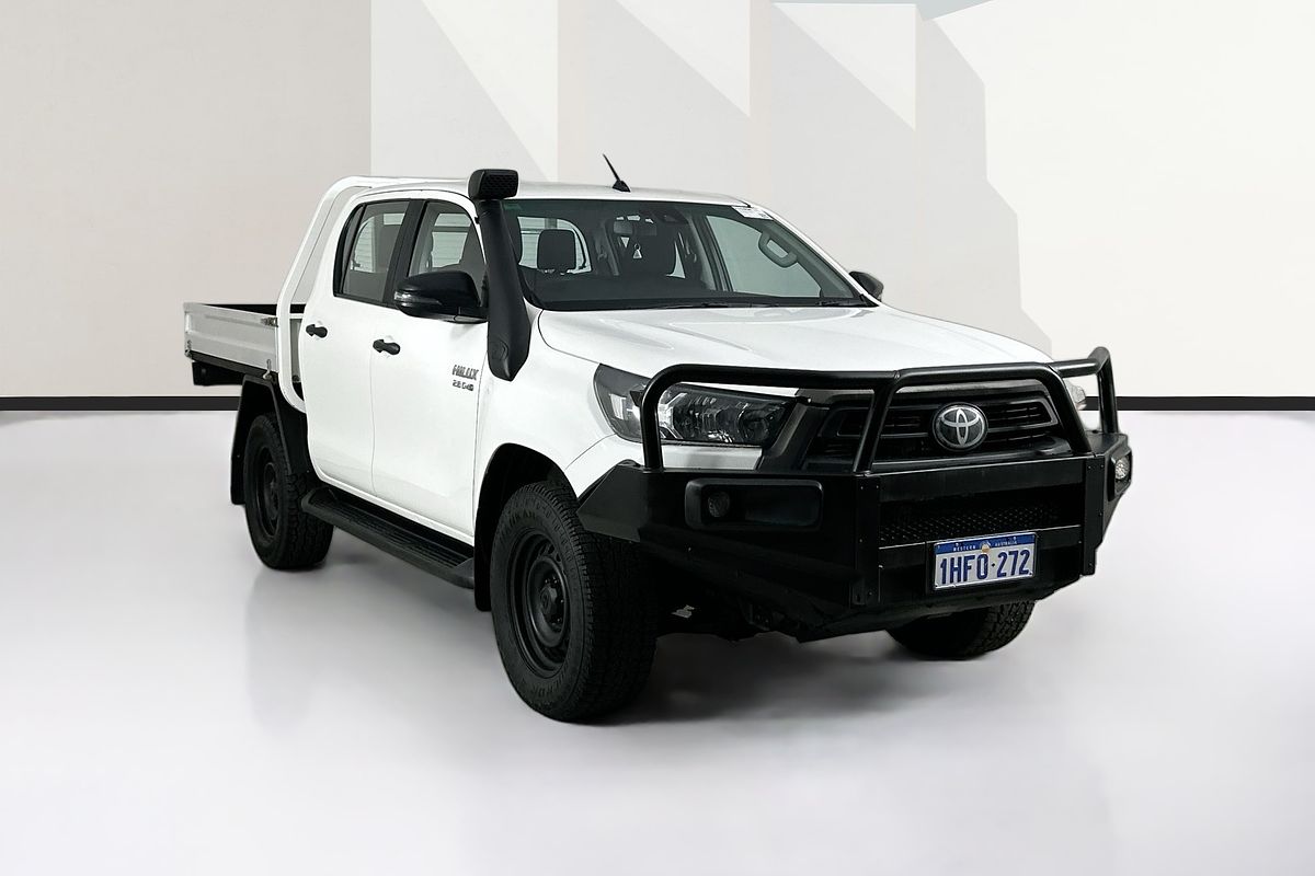 2020 Toyota HILUX SR (4x4) GUN126R FACELIFT 4X4