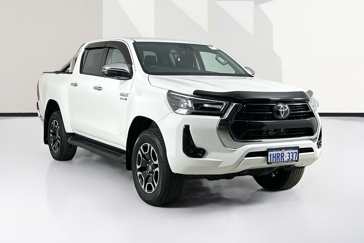 2022 Toyota HILUX SR5 (4x4) GUN126R 4X4