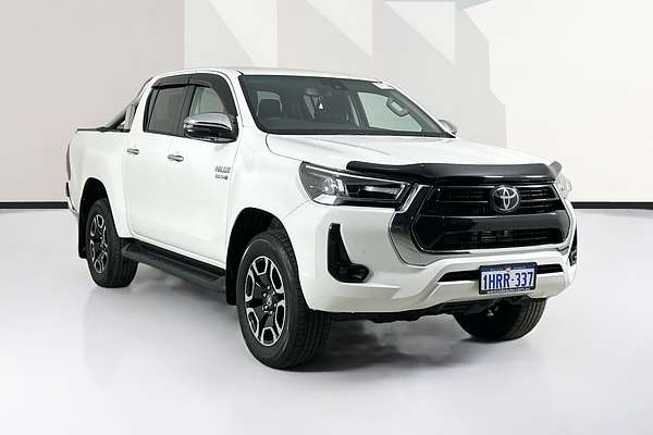 2022 Toyota HILUX SR5 (4x4) GUN126R 4X4