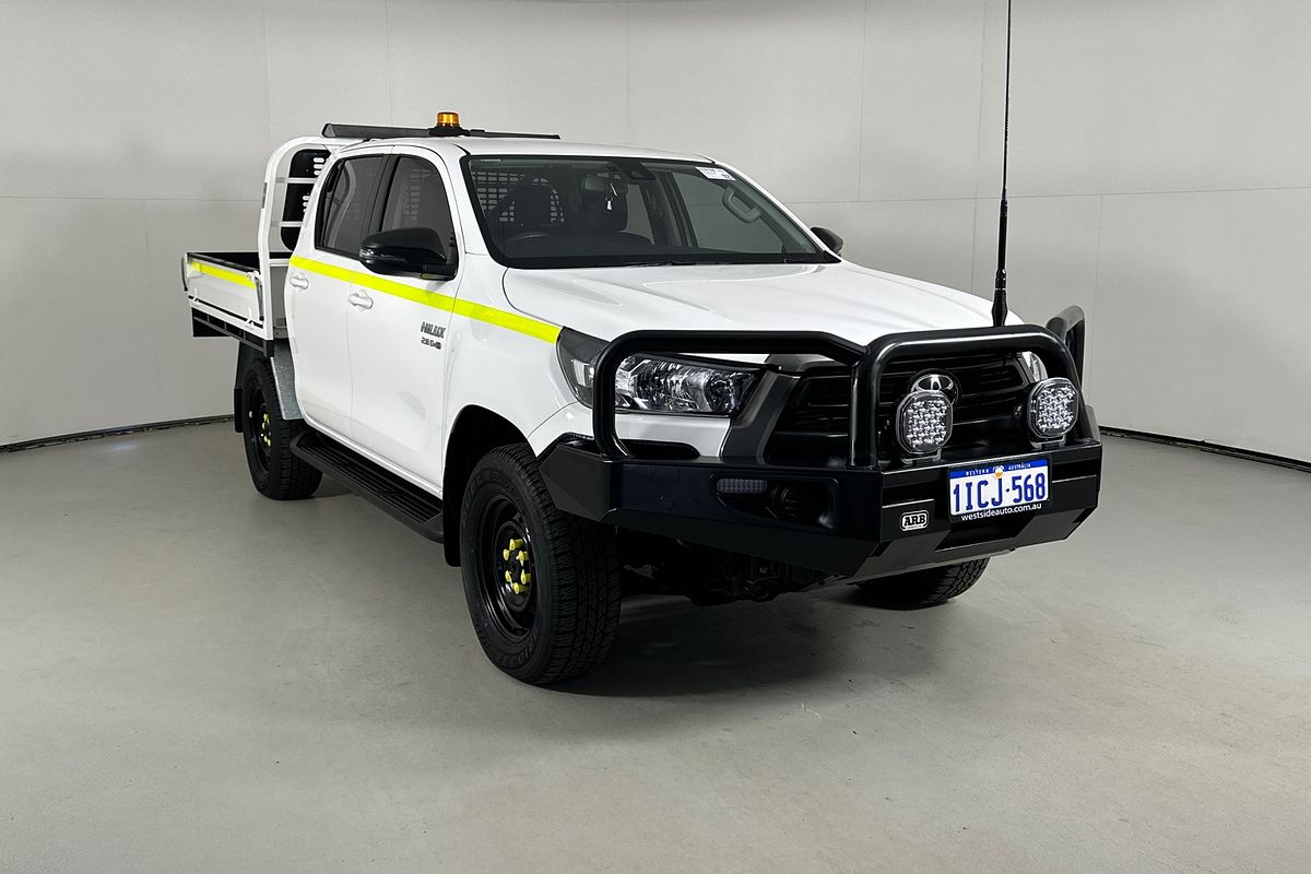 2023 Toyota HILUX SR (4x4) STEEL WHEELS GUN126R 4X4
