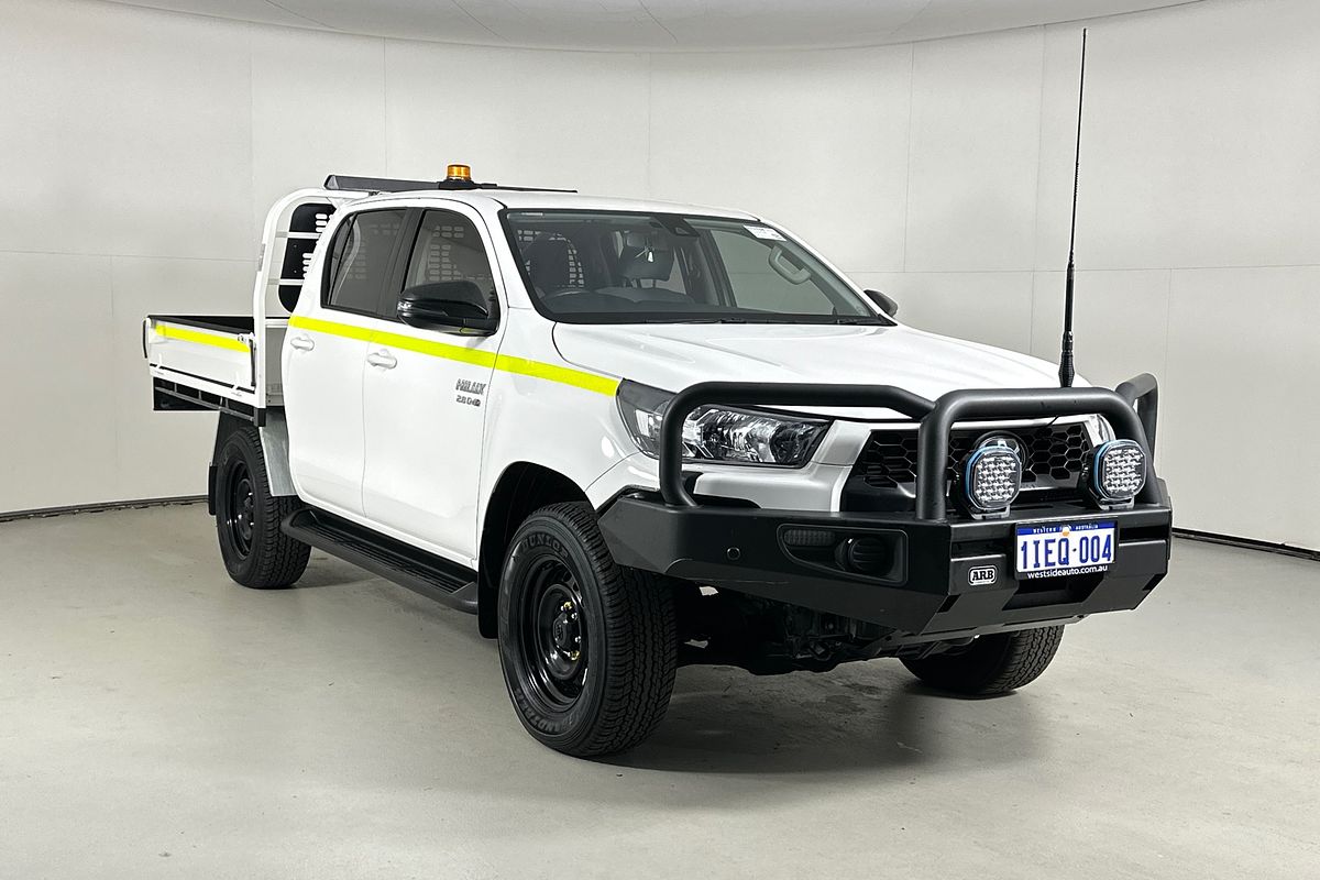 2024 Toyota HILUX SR (4x4) STEEL WHEELS GUN126R 4X4
