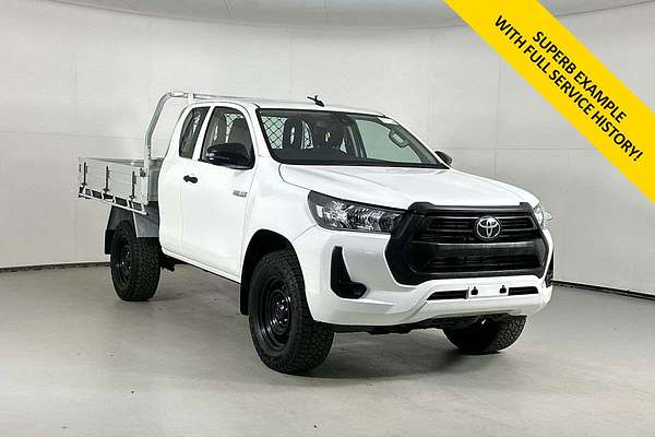2021 Toyota Hilux WORKMATE (4x4) GUN125R 4X4