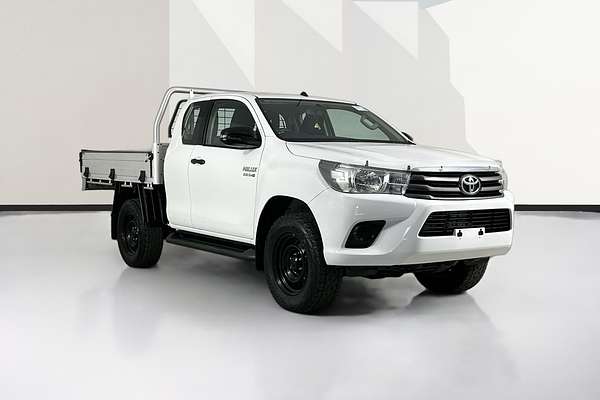 2018 Toyota Hilux SR (4x4) GUN126R MY17 4X4